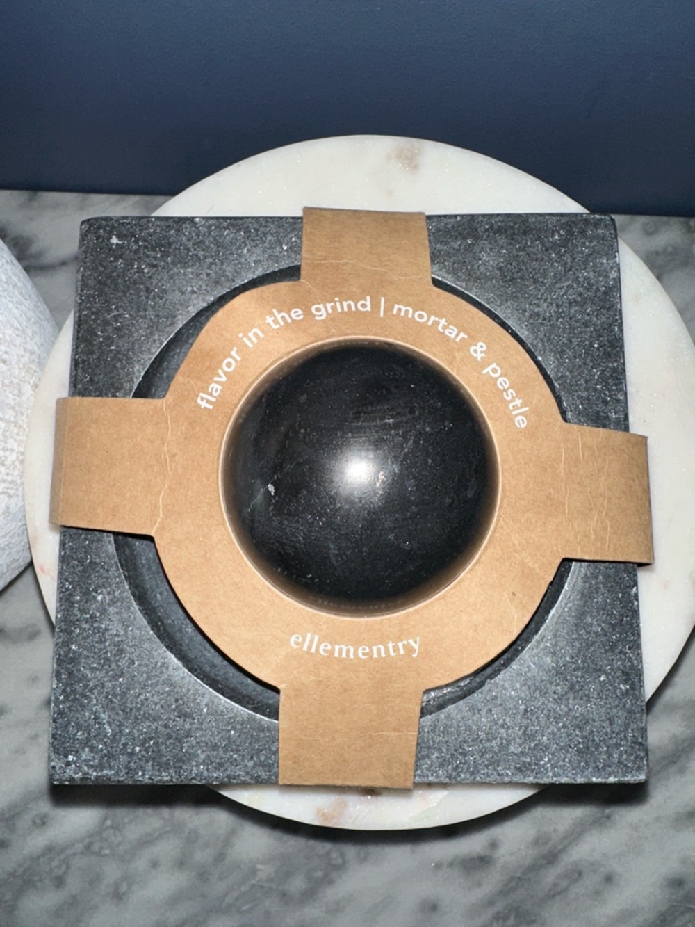 Ellementry Black Marble Mortar & Pestle grinder